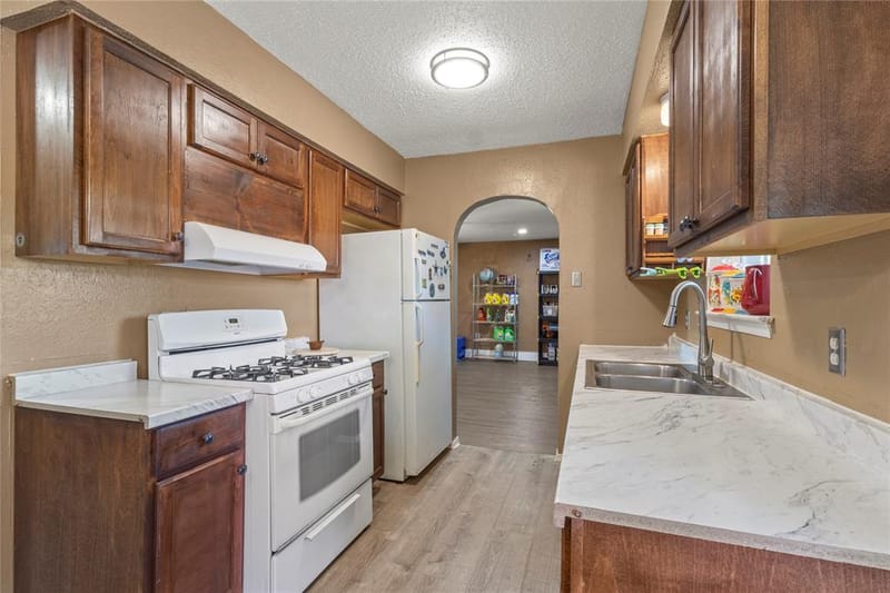 1646 Savage Drive, Mesquite TX 75149 - Photo 7