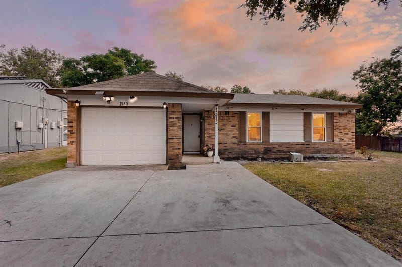 1513 Pelican Court, Garland TX 75040