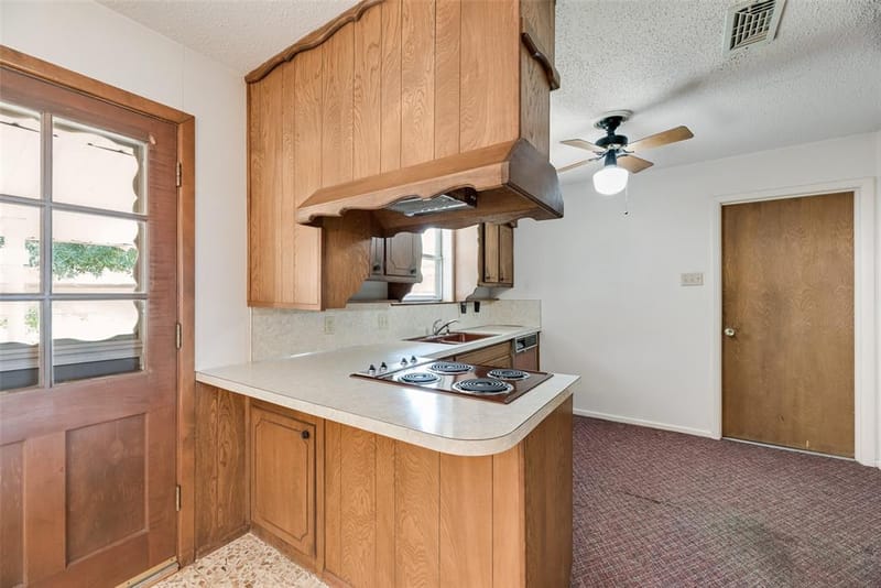 520 Pecan Street, Crowley TX 76036 - Photo 27