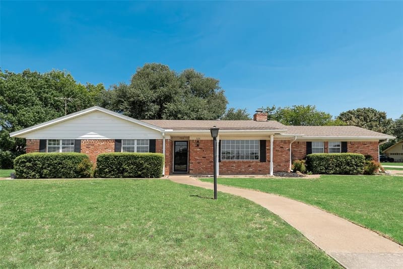 520 Pecan Street, Crowley TX 76036 - Photo 6