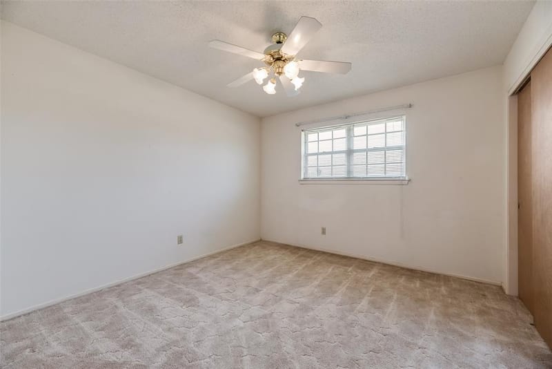 520 Pecan Street, Crowley TX 76036 - Photo 24