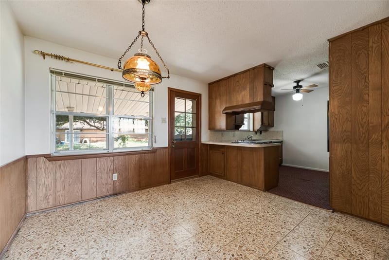 520 Pecan Street, Crowley TX 76036 - Photo 19