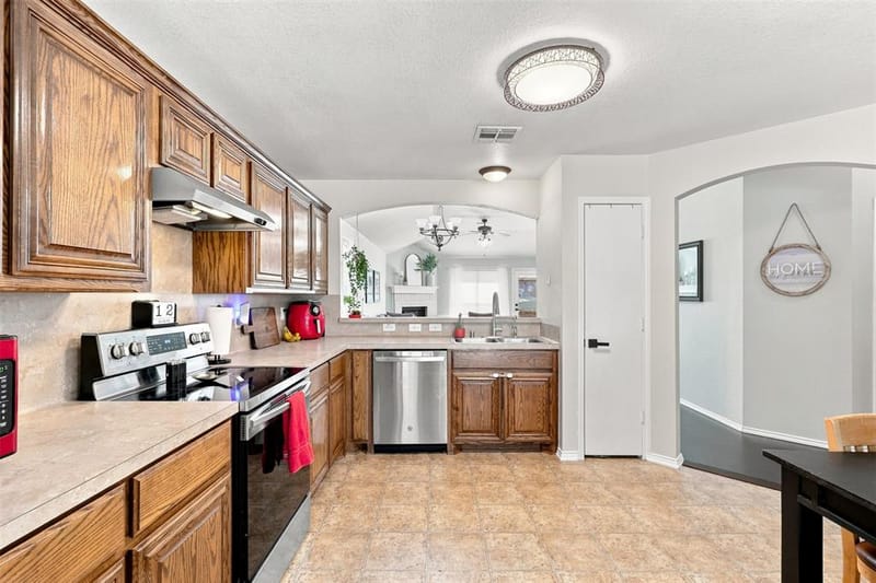 2309 Halladay Trail, Fort Worth TX 76108 - Photo 7
