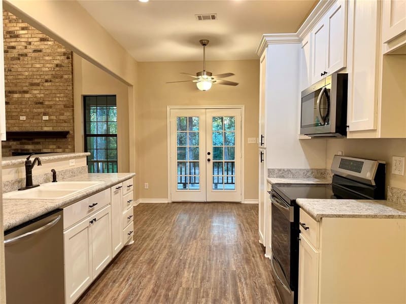 7055 Joyce Street, Eustace TX 75124 - Photo 10