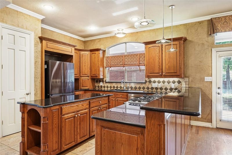27 Oak Forrest Circle, Denton TX 76210 - Photo 11