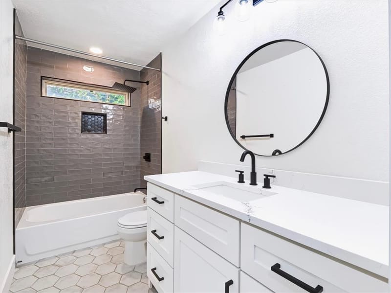 2216 Stonebrook Drive, Carrollton TX 75007 - Photo 29