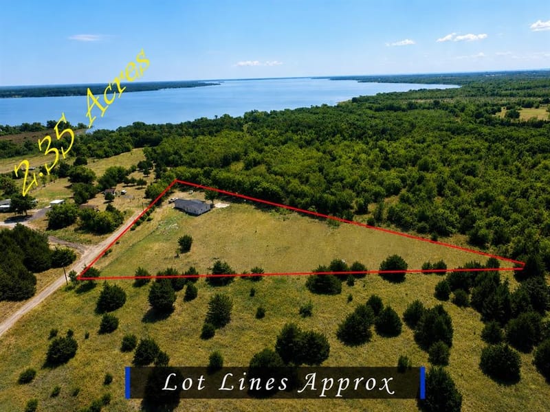 8275 Bay Drive, Quinlan TX 75474