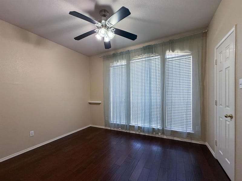 1616 Endicott Drive, Plano TX 75025 - Photo 10