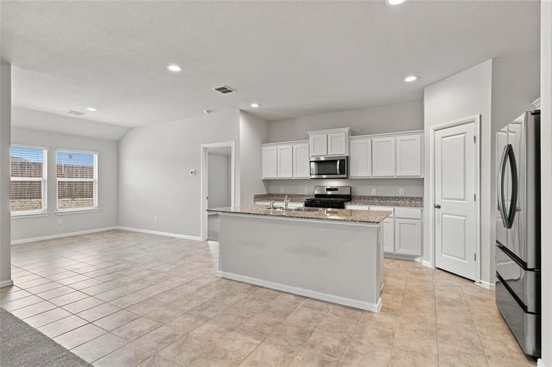 5912 Piedrosa Court, Denton TX 76226 - Photo 5