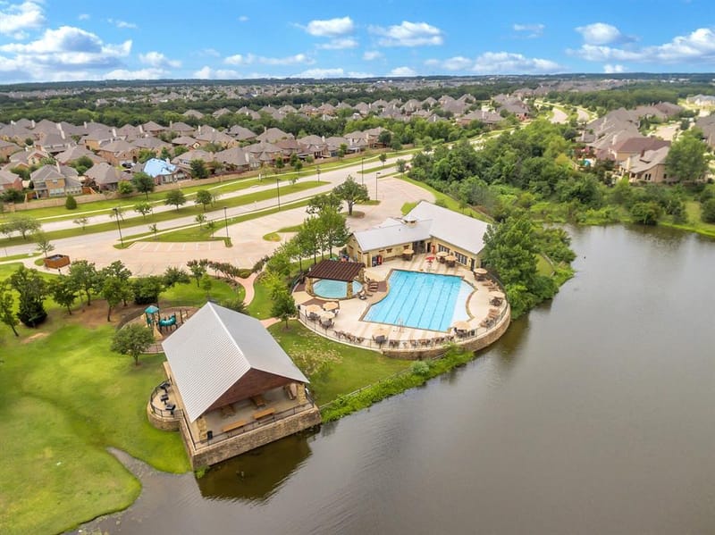 8019 Navisota Drive, Lantana TX 76226 - Photo 34