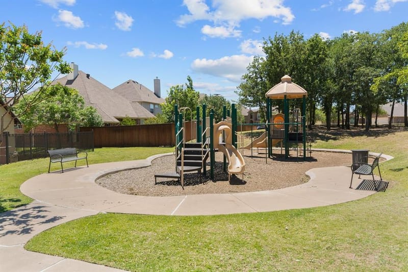 8019 Navisota Drive, Lantana TX 76226 - Photo 38