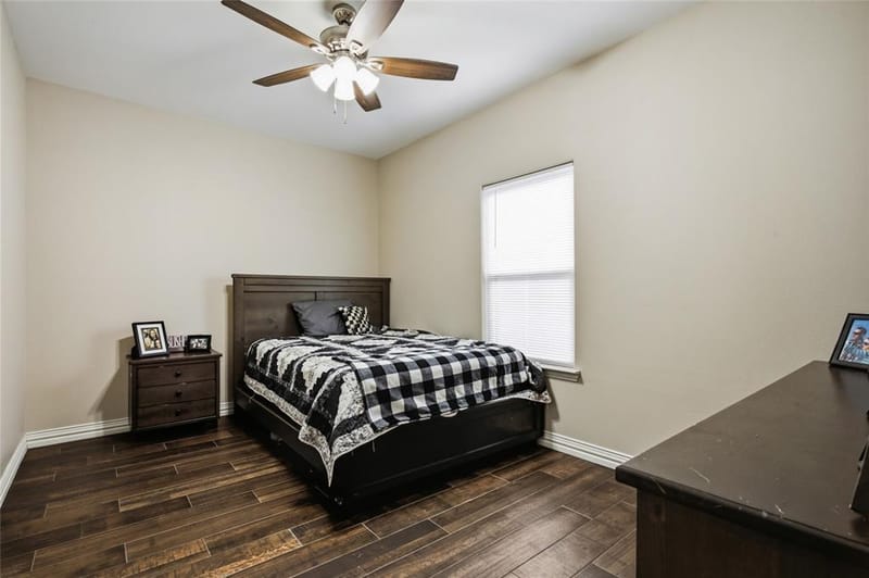 519 W Ford Street, Denison TX 75020 - Photo 9