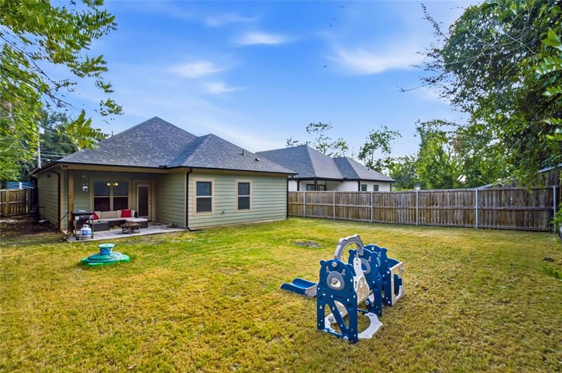 519 W Ford Street, Denison TX 75020 - Photo 14