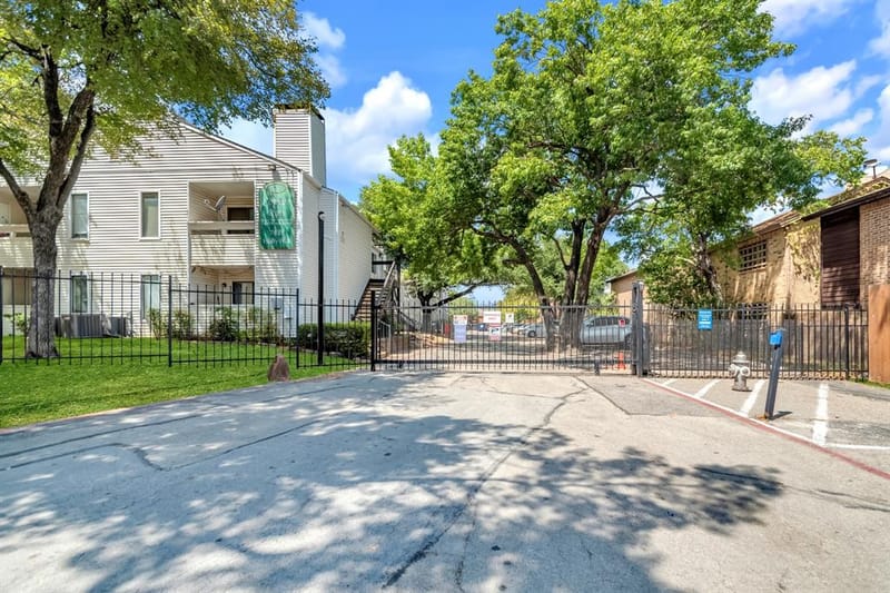7431 Holly Hill Drive # 215, Dallas TX 75231 - Photo 16
