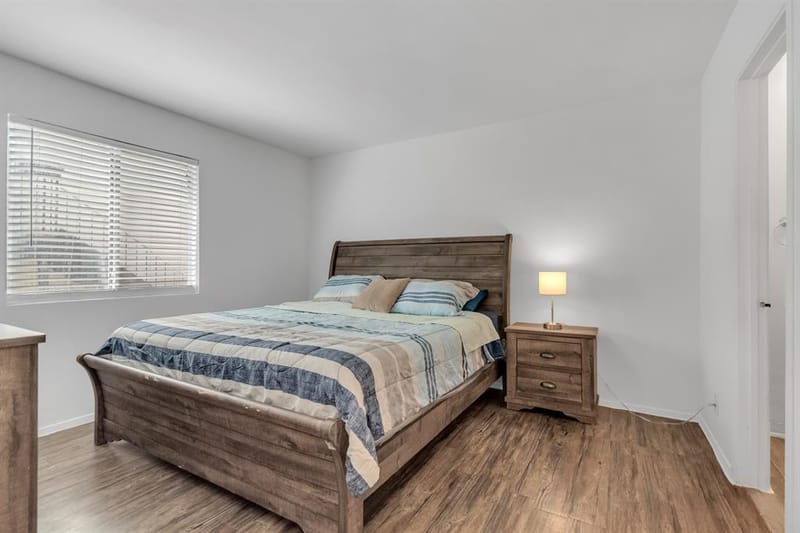 7431 Holly Hill Drive # 215, Dallas TX 75231