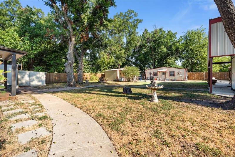 314 W 4th Street, Weatherford TX 76086 - Photo 19