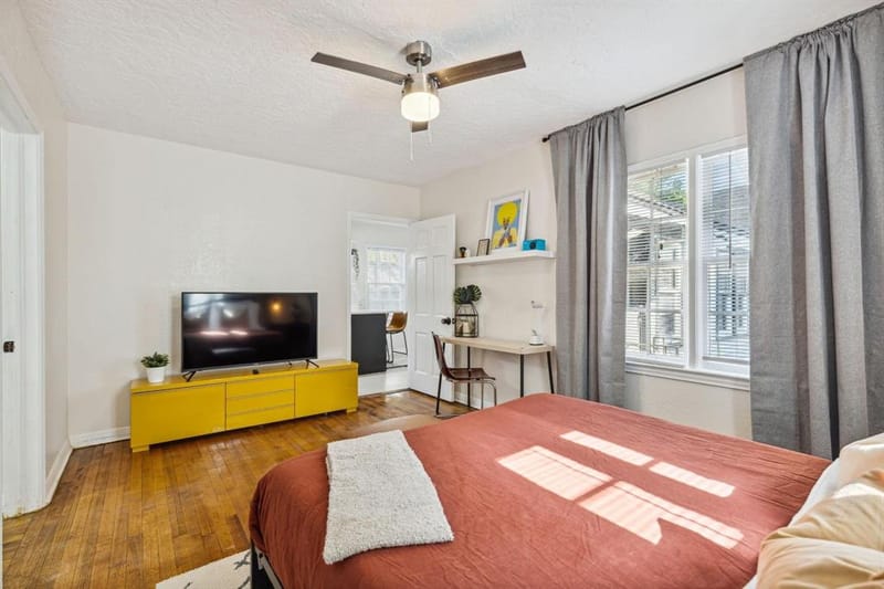 2435 W 10th Street, Dallas TX 75211 - Photo 13