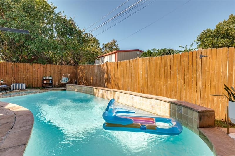 2435 W 10th Street, Dallas TX 75211 - Photo 36