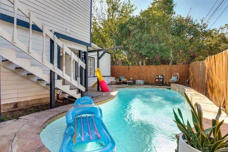 2435 W 10th Street, Dallas TX 75211 - Photo 37