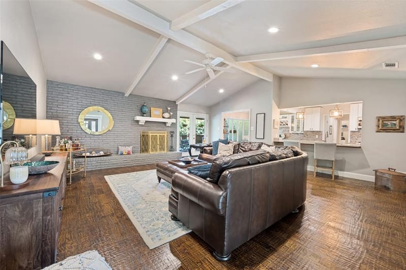 3959 Goodfellow Drive, Dallas TX 75229 - Photo 4