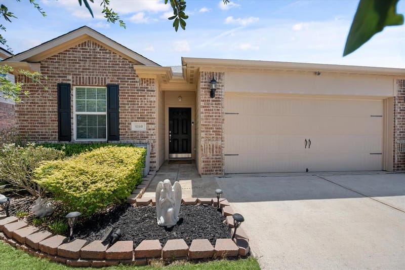 6140 Chalk Hollow Drive, Fort Worth TX 76179