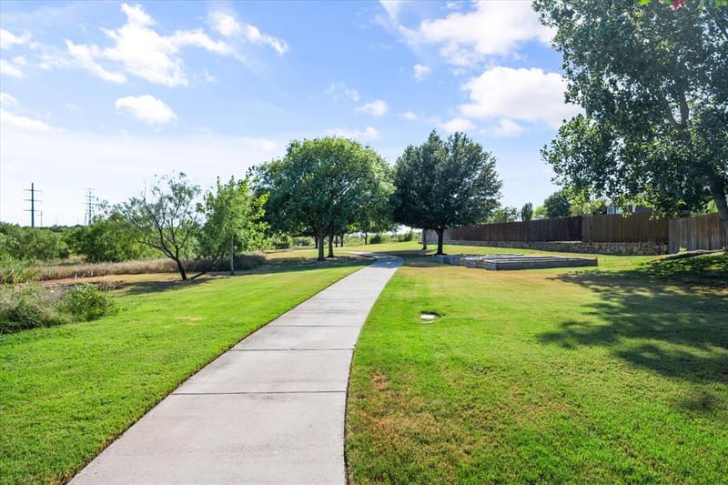 6140 Chalk Hollow Drive, Fort Worth TX 76179 - Photo 34