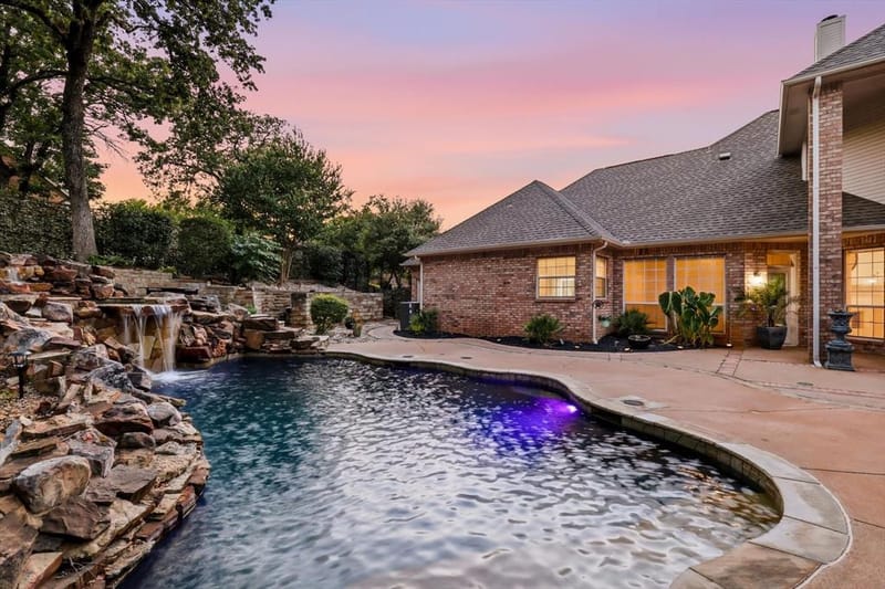 680 Chaparral Court, Highland Village TX 75077 - Photo 9