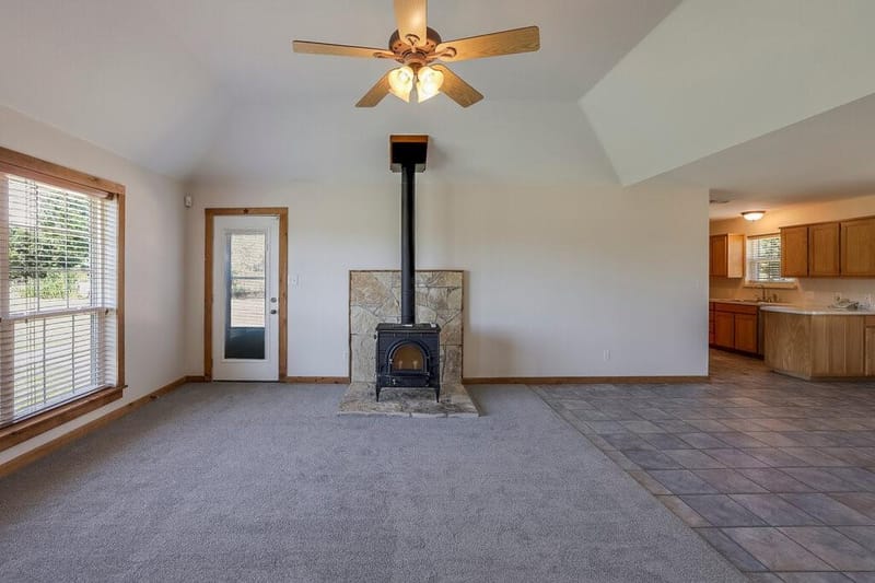 4024 J Rendon Road, Burleson TX 76028 - Photo 6