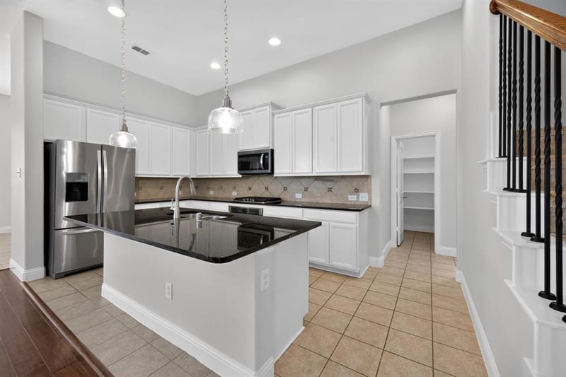 917 Sundrop Drive, Little Elm TX 75068 - Photo 10