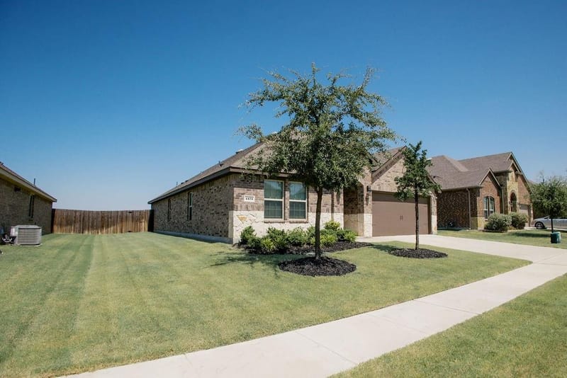 4174 Beamer Drive, Forney TX 75126 - Photo 2