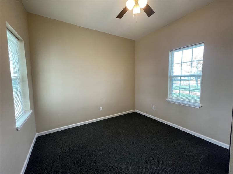 609 Mckenzie Avenue, Hillsboro TX 76645 - Photo 7