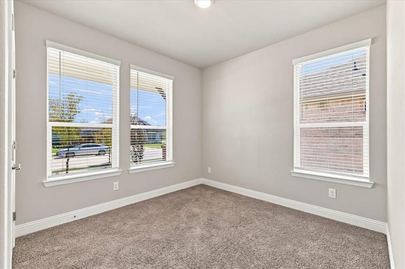 2704 Starling Street, Denton TX 76205 - Photo 11