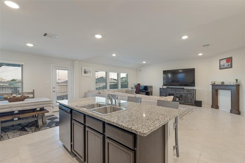 1111 Aquamarine Street, Princeton TX 75407 - Photo 10