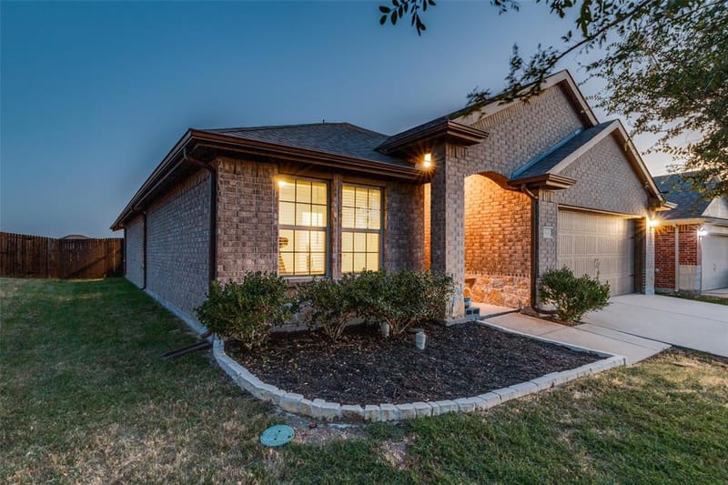1111 Aquamarine Street, Princeton TX 75407 - Photo 4