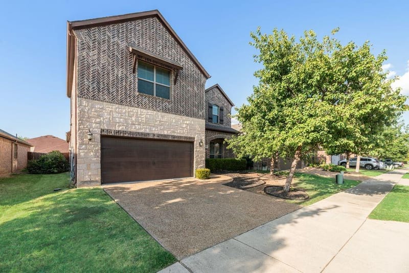 929 Lake Meadow Lane, Little Elm TX 75068 - Photo 2
