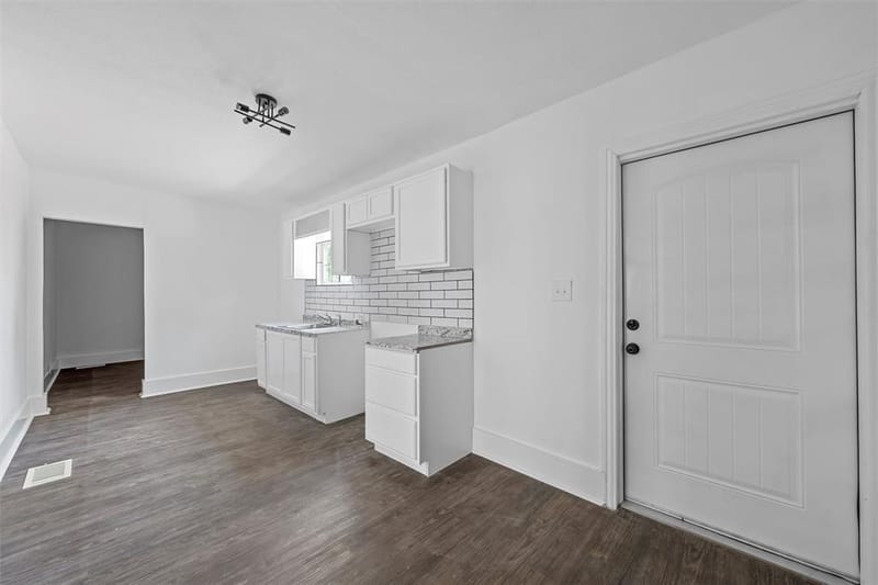 1825 Lyle Avenue, Waco TX 76708 - Photo 7