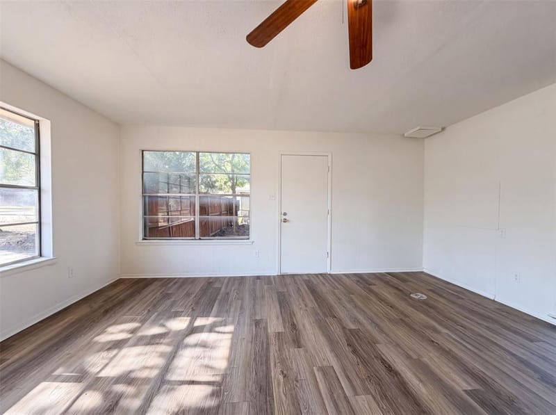 1856 Carl Street, Fort Worth TX 76103 - Photo 11
