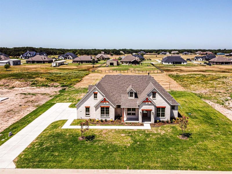 5916 E Sky Hawk Trail, Royse City TX 75189 - Photo 2