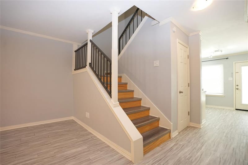 2276 Colony Court, Dallas TX 75235 - Photo 15