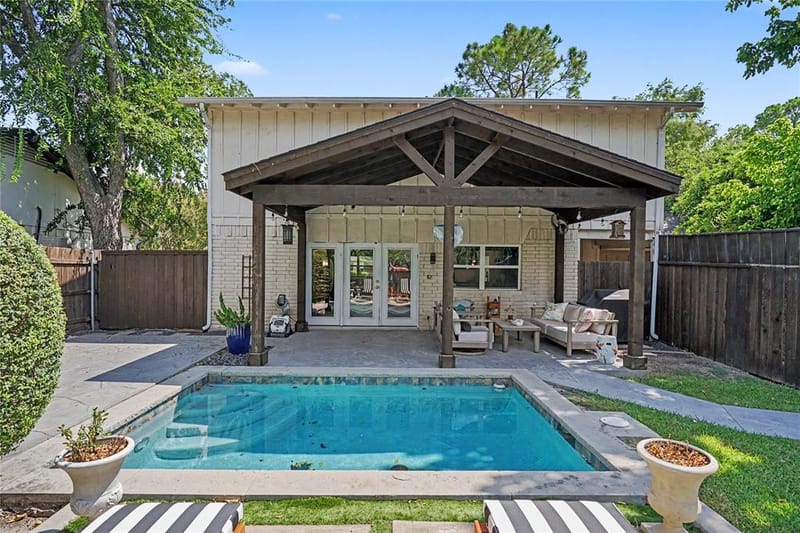 1605 Blake Drive, Richardson TX 75081