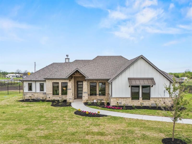 2911 Stella Rose Court, Waxahachie TX 75165