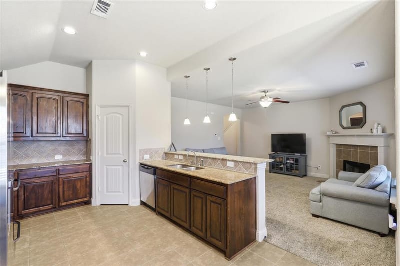 115 Blue Quail Road, Red Oak TX 75154 - Photo 6