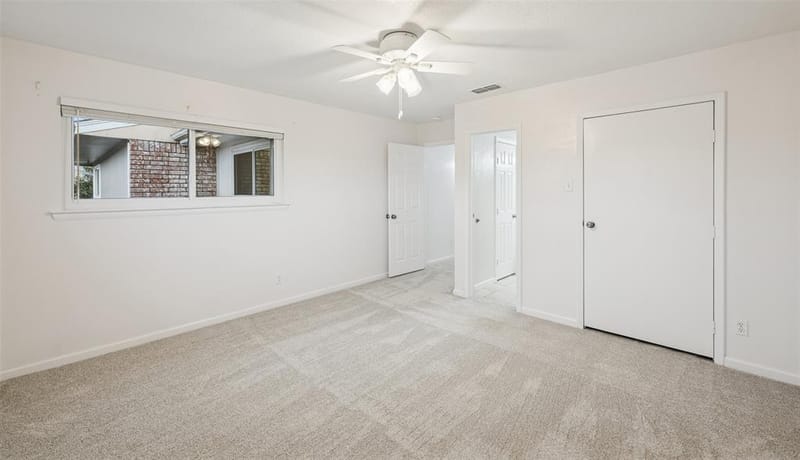 930 Shady Creek Lane, Bedford TX 76021 - Photo 8