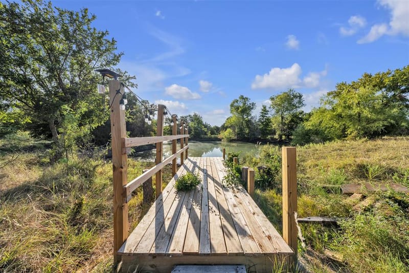 4080 Pleasant Valley Road, Mineral Wells TX 76067 - Photo 32