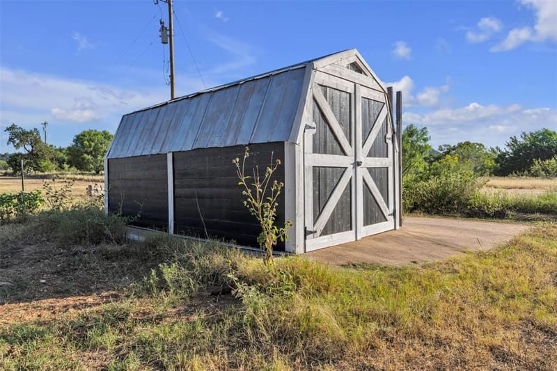 4080 Pleasant Valley Road, Mineral Wells TX 76067 - Photo 31