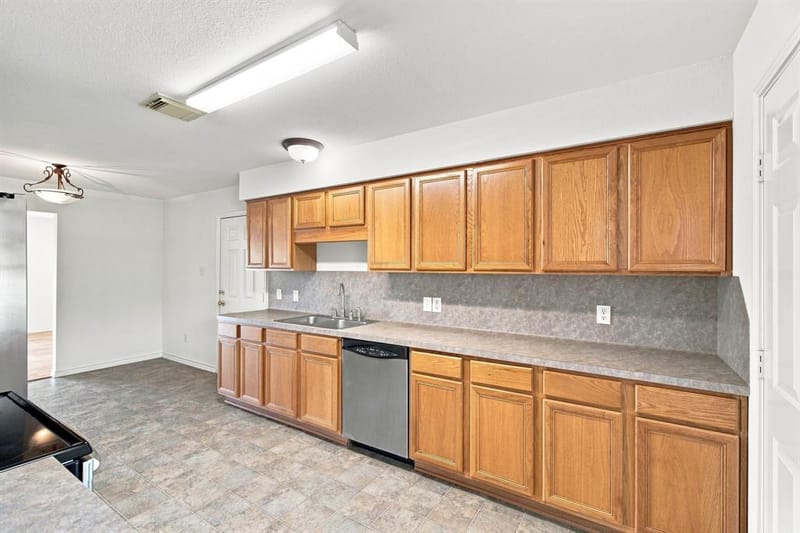 156 La Arroya Drive, Weatherford TX 76088 - Photo 10
