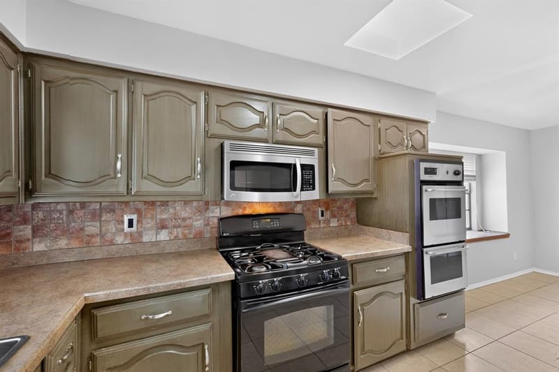 2413 Club Meadow Drive, Garland TX 75041 - Photo 9