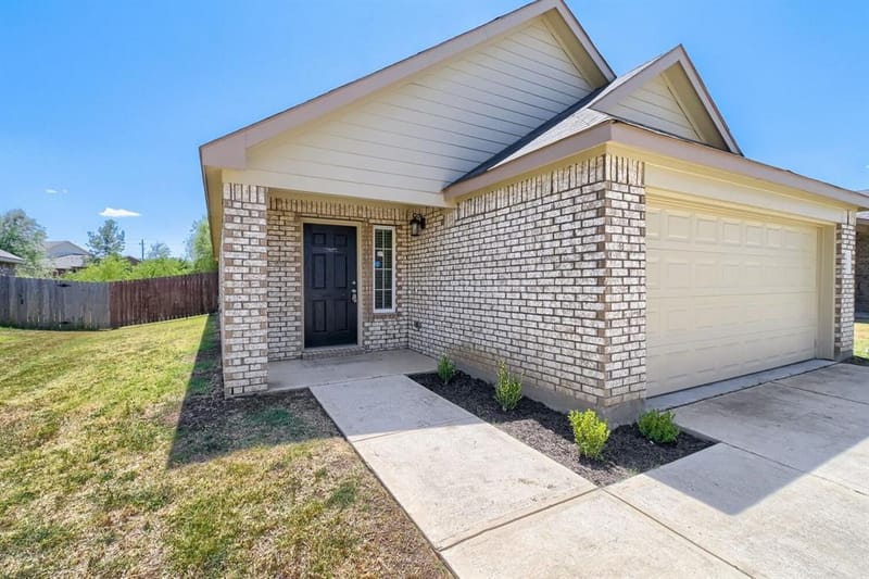 1309 Fantail Lane, Ennis TX 75119