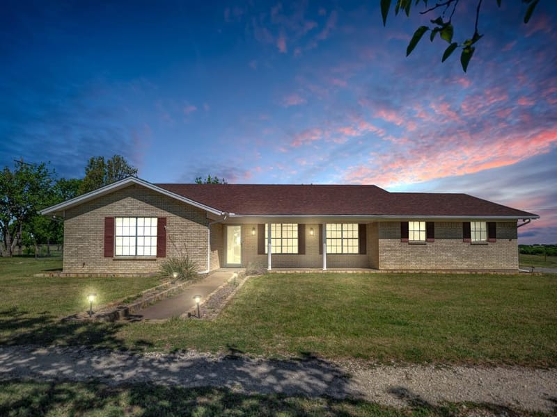 5108 Woodard Avenue, Cleburne TX 76033 - Photo 2