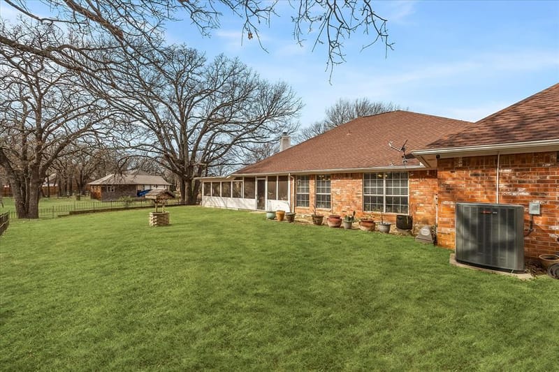 1025 Oak Hollow Lane, Combine TX 75159 - Photo 27